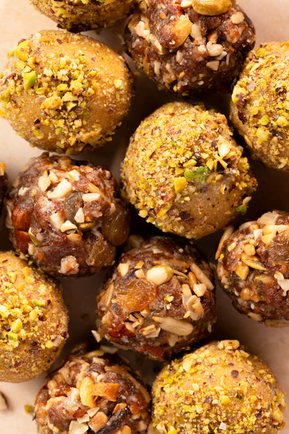 Dates, Gondh and Nuts Laddu (Box of 6)