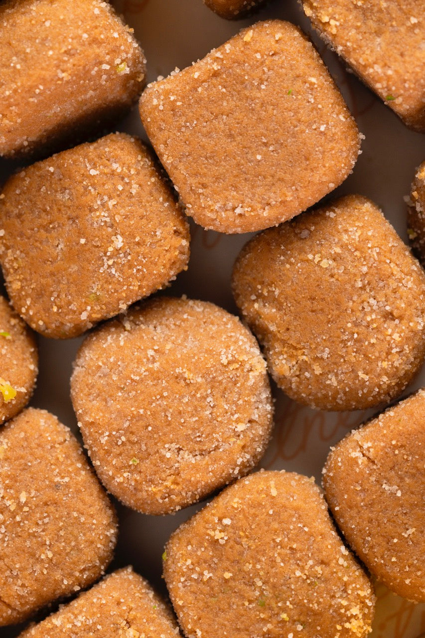 Gud Mathura Peda